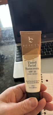 Tinted Facial Sunscreen SPF 20