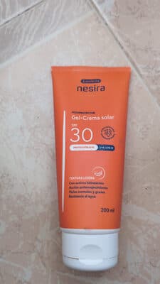 Gel-Crema Solar SPF30