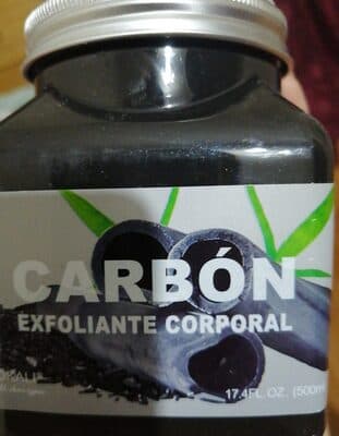 carbón exfoliante corporal